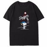 画像4: Unisex LA Dodgers x Baseball Snoopy T-Shirt   LAドジャース×ベースボールスヌーピー  プリント 半袖ラウンドネック Tシャツ ユニセックス 男女兼用 バンドT (4)