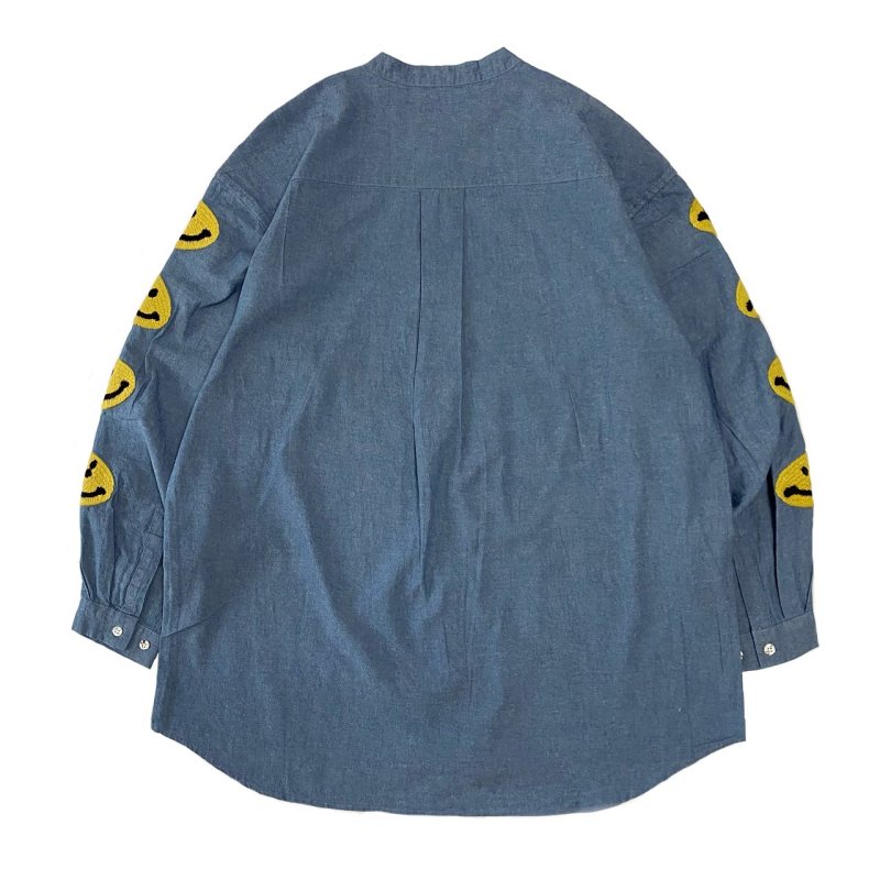 画像2: Men's Smile Embroidery Smiley no collar Chambray Work Shirt  スマイル ニコちゃん 刺繍 ノ―カラーデニムシャツ シャンブレーシャツ  (2)
