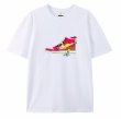 画像1: Unisex The Simpson Family and High-Cut Sneakers print T-Shirt    シンプソンファミリー＆ハイカットスニーカープリント 半袖ラウンドネック Tシャツ ユニセックス 男女兼用 バンドT (1)