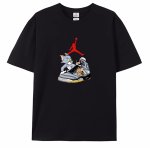 画像1: Unisex Tom and Jerry & Sneakers print T-Shirt   トムとジェリー＆スニーカー プリント 半袖ラウンドネック Tシャツ ユニセックス 男女兼用 バンドT (1)