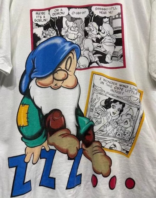 画像2: Unisex Seven Dwarfs & Snow White Vintage Style print T-Shirt    7人の小人&スノーホワイトヴィンテージスタイルプリント 半袖ラウンドネック Tシャツ ユニセックス 男女兼用  (2)