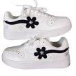 画像1: Leather lace-up sneakers with flower applique sneakers Shoes　ユニセックス 男女兼用フラワーアップリケレザーレースアップスニーカー (1)