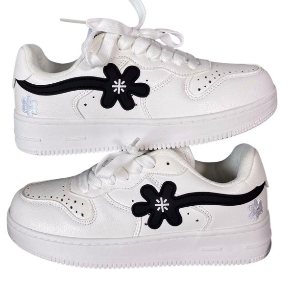 画像1: Leather lace-up sneakers with flower applique sneakers Shoes　ユニセックス 男女兼用フラワーアップリケレザーレースアップスニーカー (1)