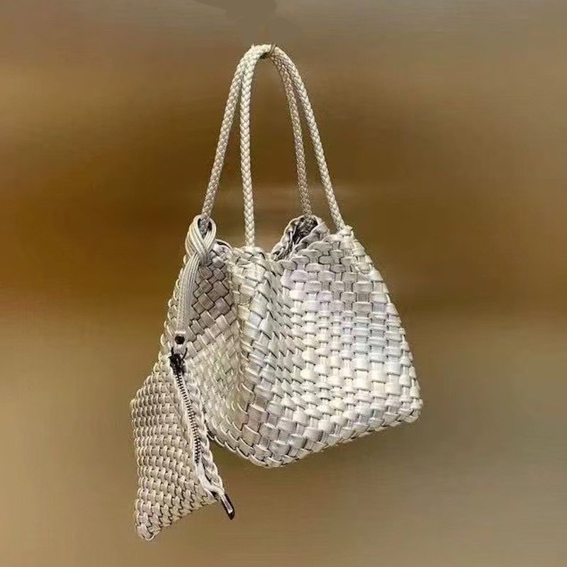 画像9: Dice-shaped woven mesh bucket tote bag 　サイコロ型編み込みメッシュバケットトートバッグ (9)