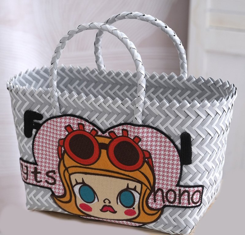 画像2: Molly Pop Mart embroidery PP basket tote bag  　モーリ―ポップマート刺繍籠かごトートバッグ (2)