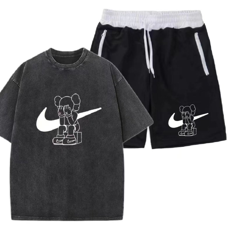 画像3: Unisex Kaws Tshirts x sweat short pants set up カウズ  Tシャツ ショートパンツ セットアップ 上下  男女兼用 ユニセックス (3)