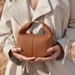 画像8: Dumpling Leather Crossbody Shoulder Pochette Bag　 ダンプリングレザークロスボディショルダーポシェットバッグ (8)