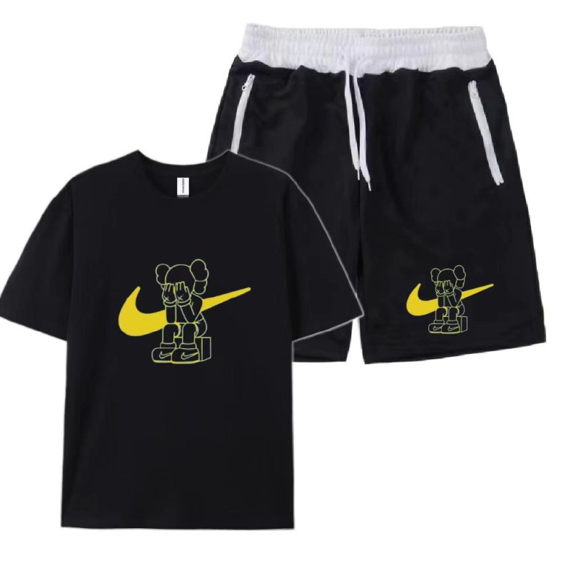 画像6: SALE セール 2 Unisex Kaws Tshirts x sweat short pants  set up カウズ  Tシャツ ショートパンツ セットアップ 上下  男女兼用 ユニセックス (6)