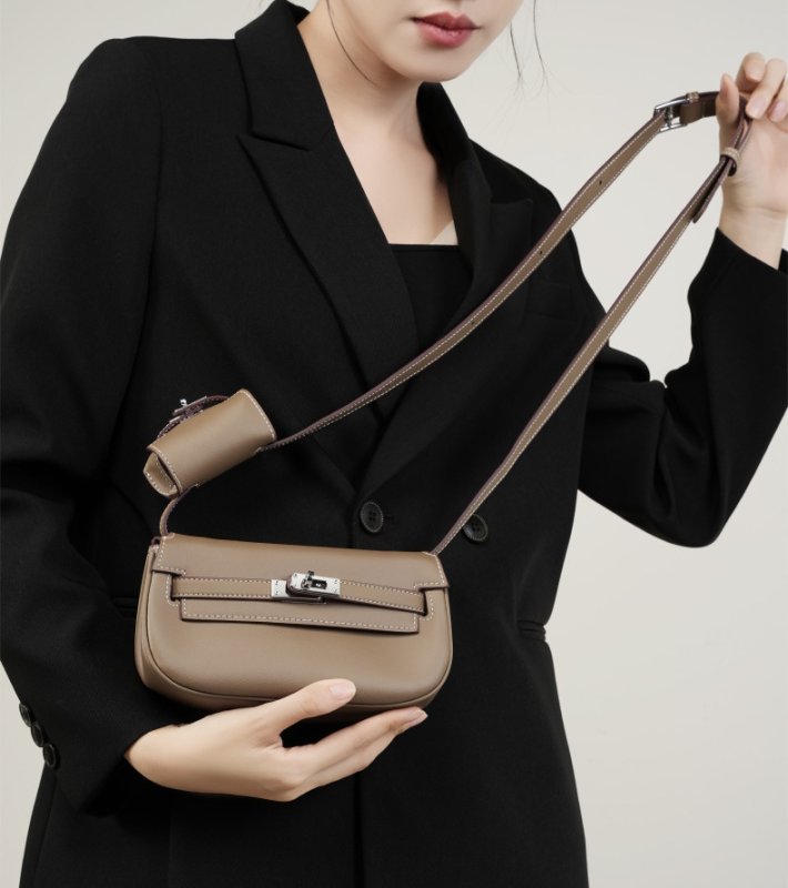 画像10: Genuine Leather Move Dumpling Bag Two-in-One Mini Shoulder Saddle Bag　本革ムーブダンプリングバッグツーインワンミニショルダー斜め掛けサドルバッグ (10)