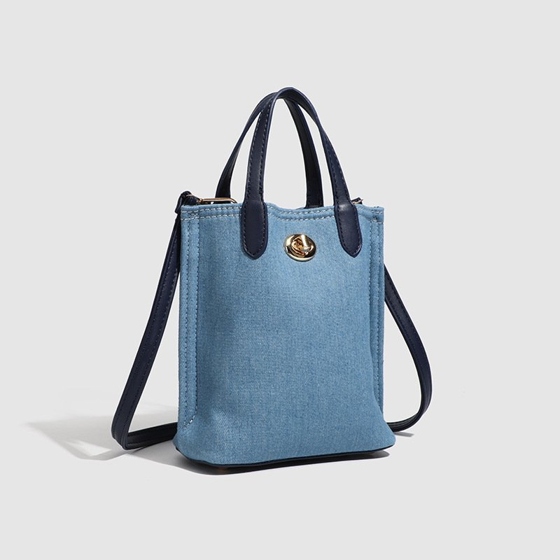 画像3: Washed Denim Blue Tote Shoulder Crossbody Bag ウォッシュドデニムブルートートショルダークロスボディ バッグ (3)