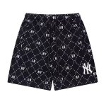 画像1: Unisex MLB New York Yankees & Boston Red Sox Monogram Shorts　ユニセックス 男女兼用MLB　ニューヨークヤンキース＆ボストン・レッドソックスモノグラムロゴショートパンツ (1)