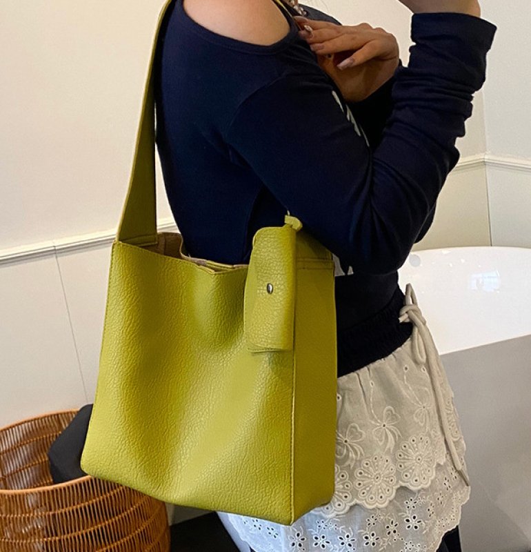 画像8: Leather shoulder tote bucket bag ユニセックス男女兼用レザーバケットトートショルダーバッグ (8)