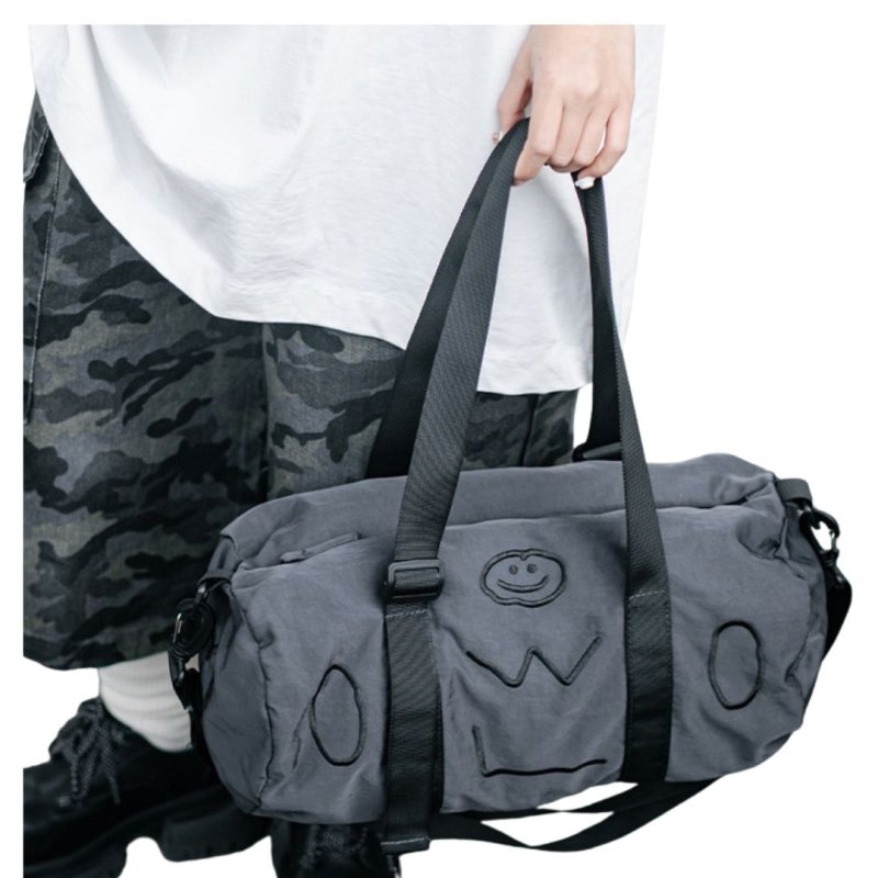 画像3:  Smiley Face Lettering Crossbody Shoulder Cylinder Bag　スマイリーフェイスレタリングクロスボディショルダーシリンダーバッグ (3)