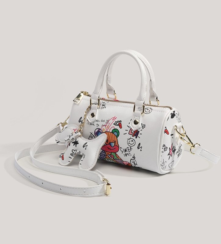 画像5: Graffiti Bear & Dog Charm Leather Tote Shoulder Bag 2-Way Bag 　落書きベア＆ドッグチャーム付き レザーショルダークロスボディトートポシェットバッグ (5)