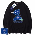 画像2: NASA x Bearbrick kaws Print Long Sleeve T-Shirt 　ユニセックス 男女兼用ナサ×ベアブリックカウズプリント長袖  Tシャツスウェット (2)