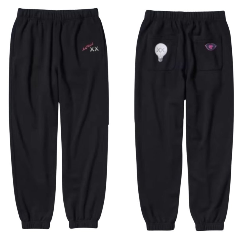 画像2: Unisex Sesamy Street KAWS+Warhol Banana Print Sweat Pants ユニセックス 男女兼用セサミーストリートカウズ × アンディ・ウォーホル バナナプリントスウェット パンツ (2)