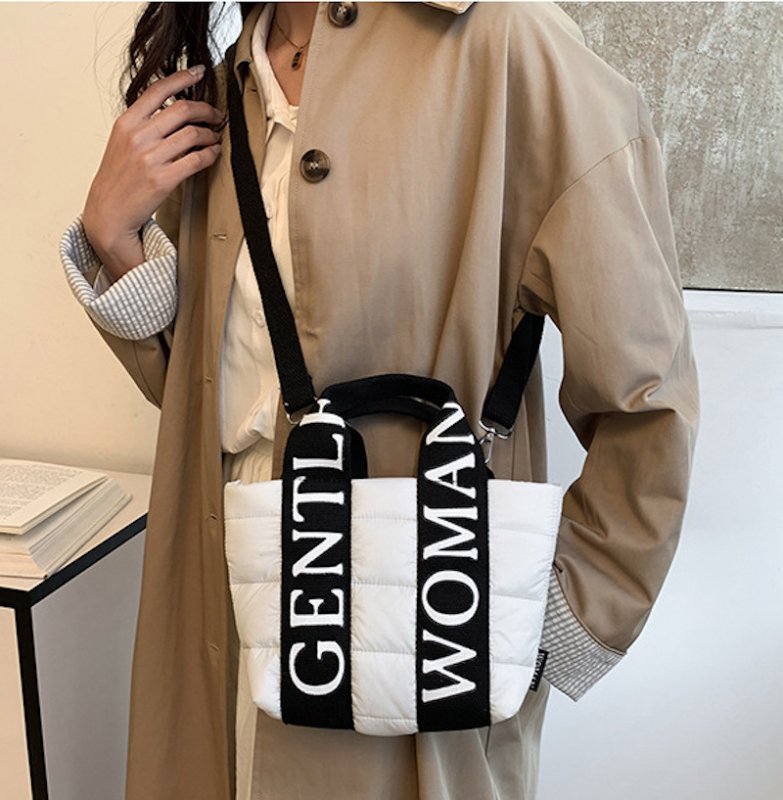画像7: Gentle Woman Down Quilted Tote Shoulder Bag　Gentle Woman ジェントルウーマンキルティングダウントートショルダーバッグユニセックス男女兼用 (7)