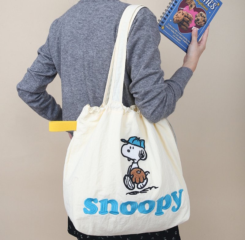 画像7: Snoopy Drawstring Tote Shoulder Shopping Bag　ユニセックス男女兼用スヌーピー刺繍巾着トートショッピング通勤通学バッグ (7)