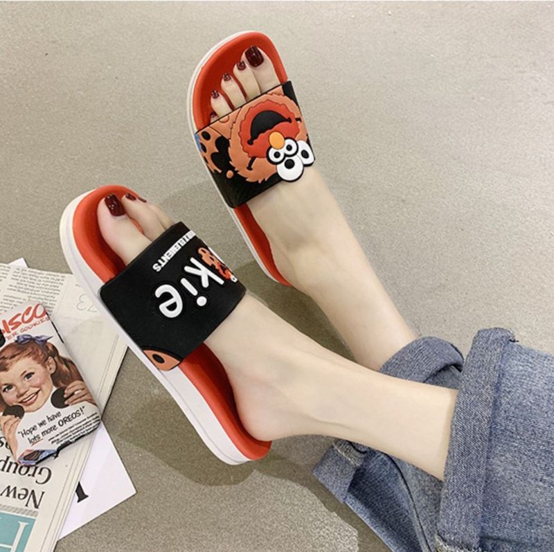 画像4: Unisex Sesame Street Cookie Monster  Sandal Slippers  Beach sandals  ユニセックス男女兼用セサミーストリートクッキーモンスターフリップフロップ サンダル シャワー ビーチ サンダル (4)