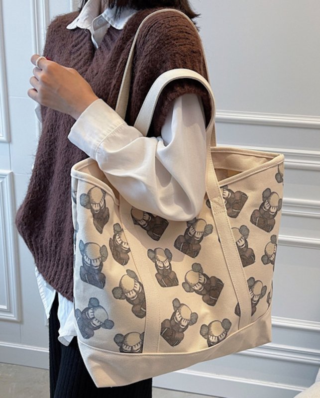 画像5: Kaws Canvas Large Capacity Tote Shoulder Bag for Shopping, Commuting, and School　カウズキャンバスラージキャパシティー トートショルダー ショッピング通勤通学エコバッグ (5)