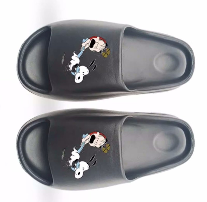 画像1: Unisex  Snoopy & Charlie Brown Sandal Slippers  Beach sandals  ユニセックス男女兼用スヌーピー＆チャーリーブラウンフリップフロップ サンダル シャワー ビーチ サンダル (1)