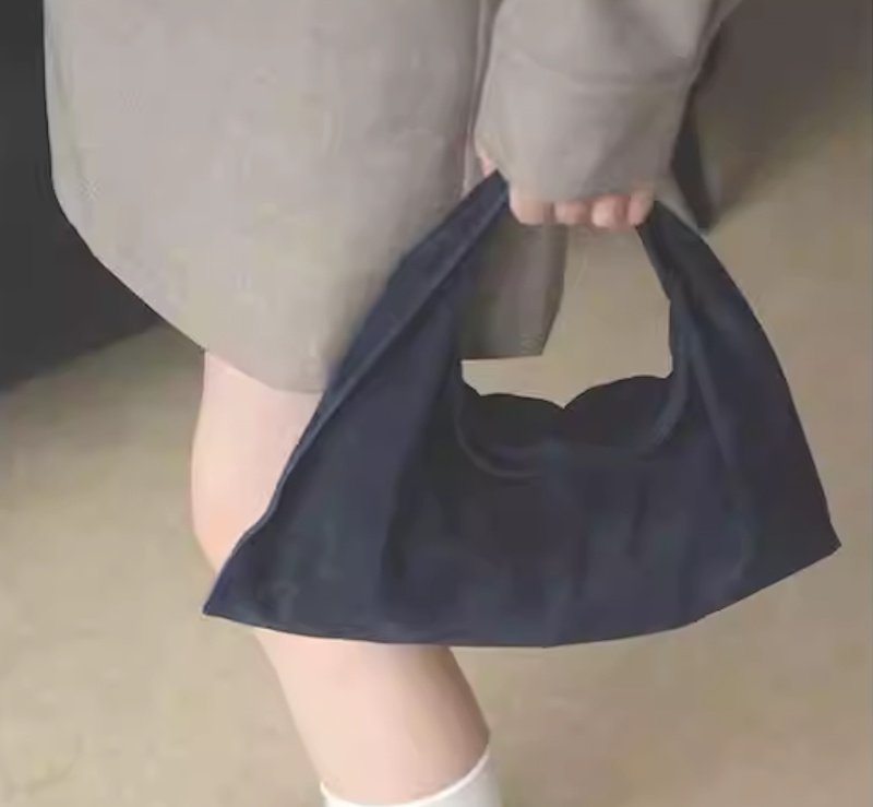 画像3: Suede-like gyoza-shaped tote shoulder bag　スウェード調餃子型トートショルダーアンダーアームバッグ (3)