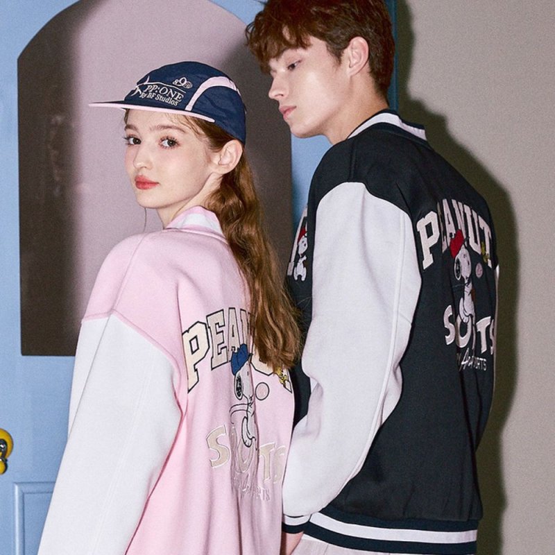 画像4: Vintage Snoopy embroidery jacket embroidery baseball uniform jacket blouson ユニセックス 男女兼用 ヴィンテージ 古着風 スヌーピー 刺繍 ジャケット スタジアムジャンパー スタジャン ジャケットブルゾン (4)