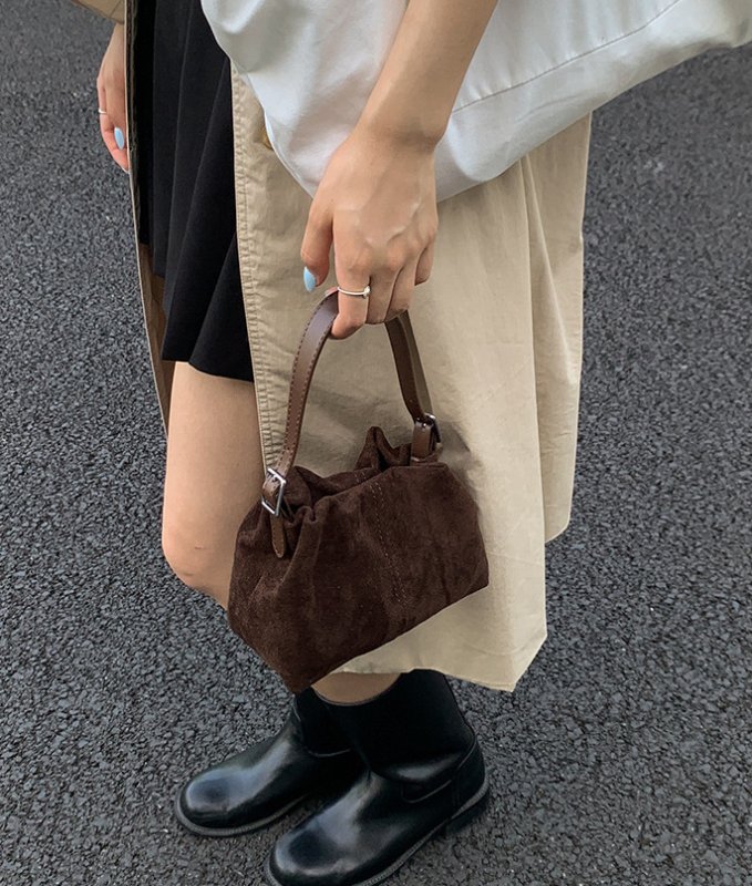 画像6: Suede Drawstring Bucket Mini Tote Shoulder Crossbody Bag　スエードローストリングバケットミニトートショルダークロスボディポシェットバッグ (6)