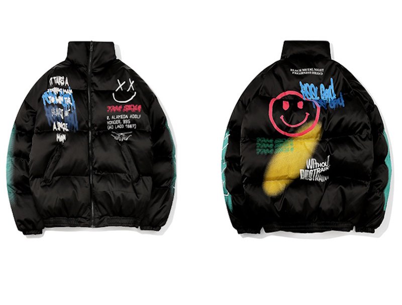 画像1: KAWS x Smile Graphic Paint Down Jacket Coat　ユニセックス 男女兼用カウズ×スマイルグラフィックペイント ダウンジャケットコート ジャンパー スタジャン  (1)