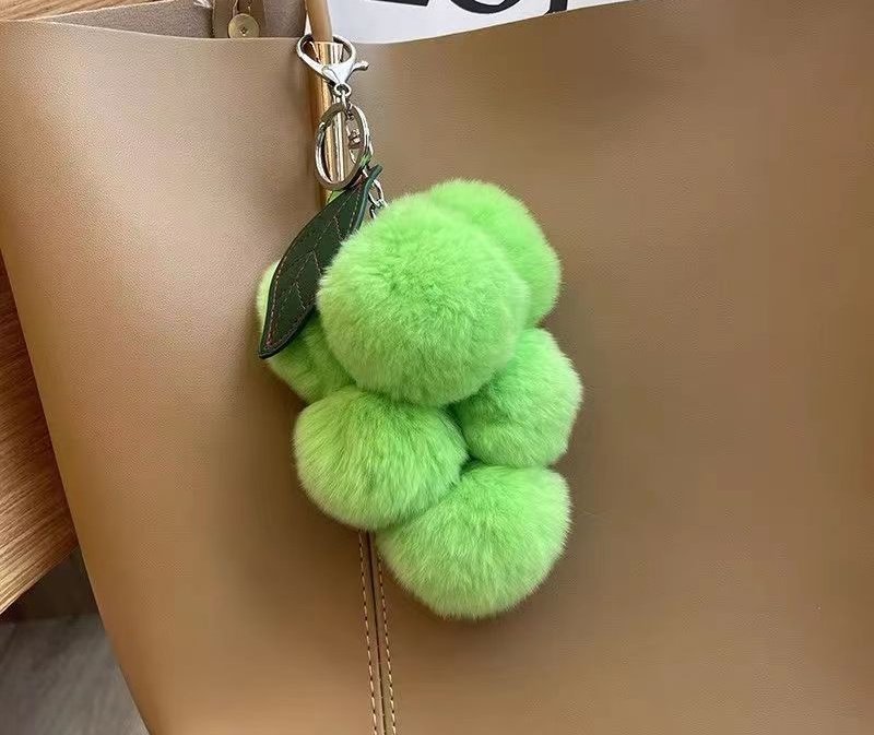 画像11: Rabbit Fur Grape Charm Key Ring Fashion Accessory  　ラビットファーグレープブドウバッグチャームキーホルダーファッションチャーム (11)