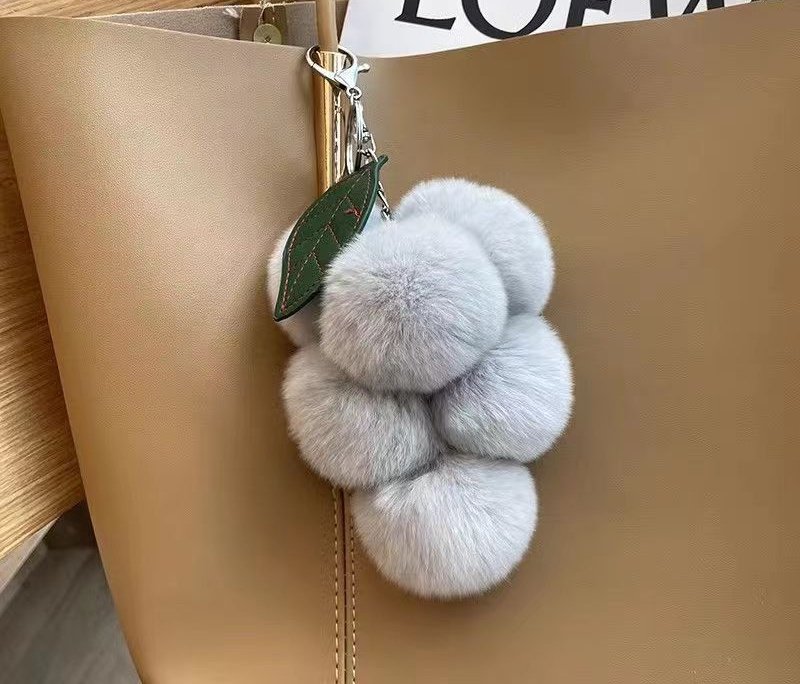 画像13: Rabbit Fur Grape Charm Key Ring Fashion Accessory  　ラビットファーグレープブドウバッグチャームキーホルダーファッションチャーム (13)