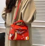画像9: Sailor Moon Print Leather Small Tote Shoulder Crossbody Bag  美少女戦士ポッププリントレザーミニスモールトートショルダークロスボディバッグ (9)