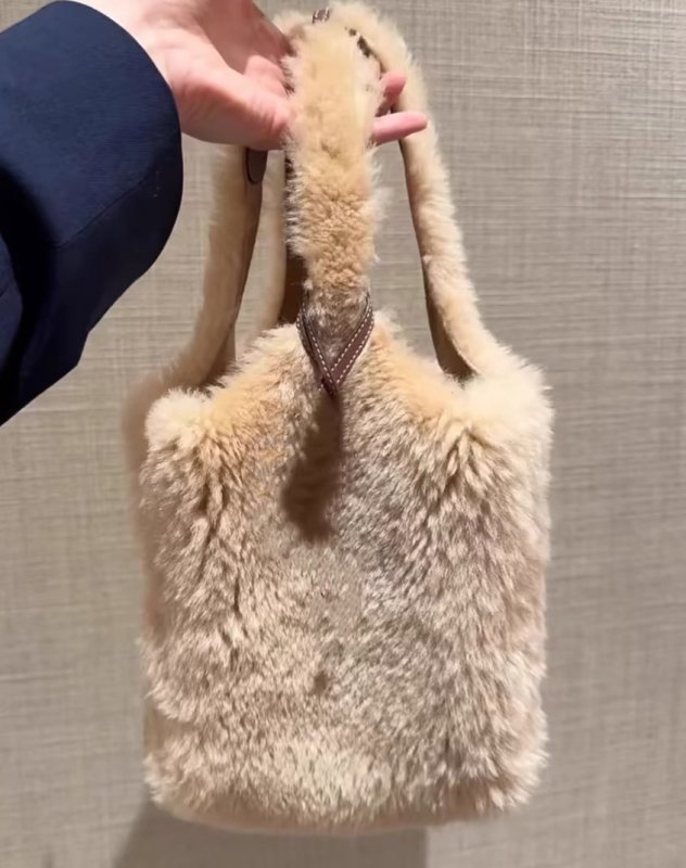 画像7: Suede fur-trimmed bucket tote shoulder bag　スエードファートリミングバケットトートショルダーバッグ (7)