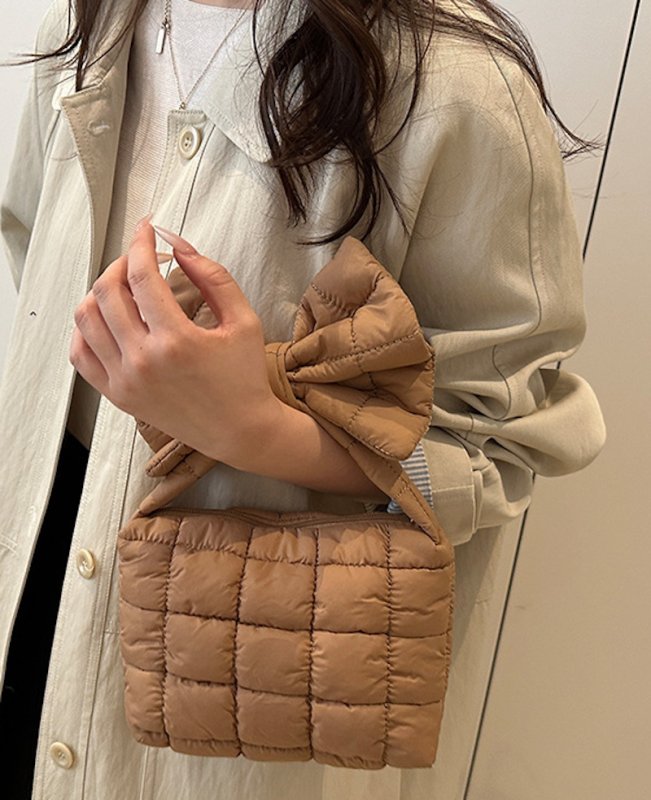 画像10: Lightweight quilted ribbon handle tote bag　キルティングリボンハンドルライトウェイトトートバッグ (10)