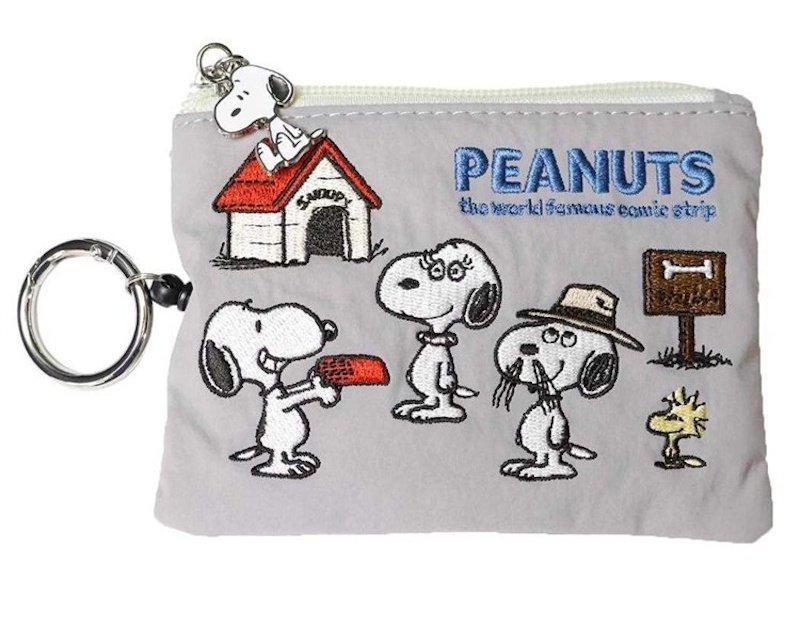 画像2: Snoopy Embroidered Small Key Bag Keychain Card Case  Fashion Accessory   スヌーピーキーバッグチャームキーホルダーファッションチャーム (2)