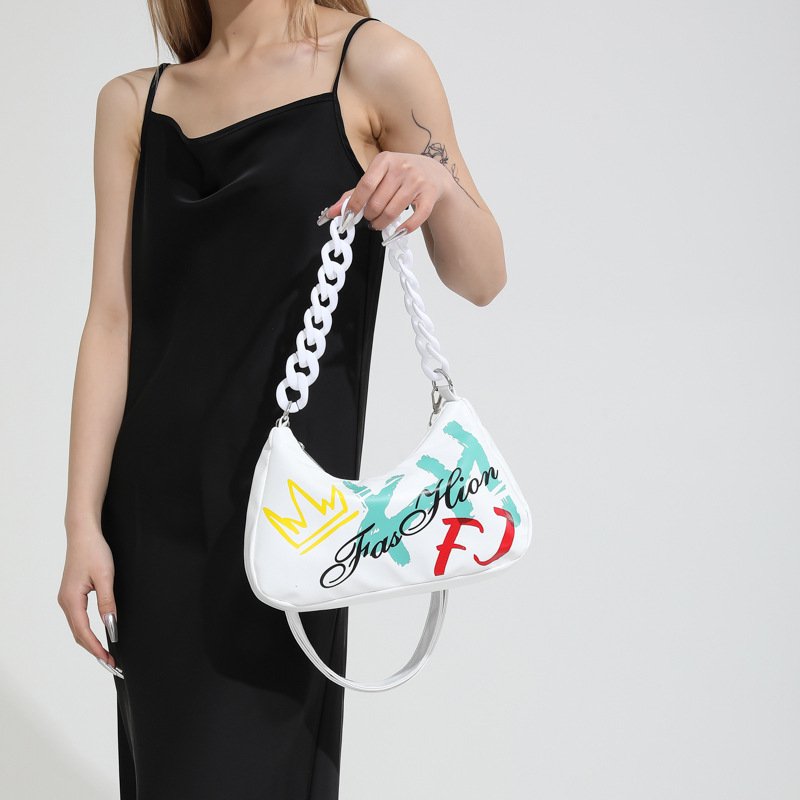 画像3: Woman’s Graffiti Series Crossbody  chain shoulder tote shoulder bag  グラフィックプリントチェーンショルダー レザートートショルダーバッグ (3)