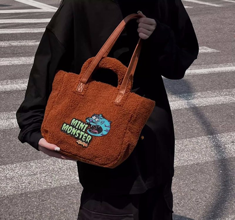 画像6: Mihi Monster Embroidered Fluffy Tote Bag ミヒモンスター刺繍モコモコトートショルダーバッグ (6)