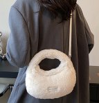 画像9: Round fur tote shoulder bag Fluffy Bag ラウンドモコモコファートートショルダークロスボデーバッグ (9)