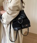 画像10: Quilted leather chain tote shoulder bag backpack rucksack　キルティングレザーチェーントートショルダーバックパックリュック (10)