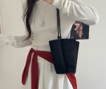 画像8: Suede bucket shoulder tote bag　 バケットスエード調ショルダートートバッグ (8)