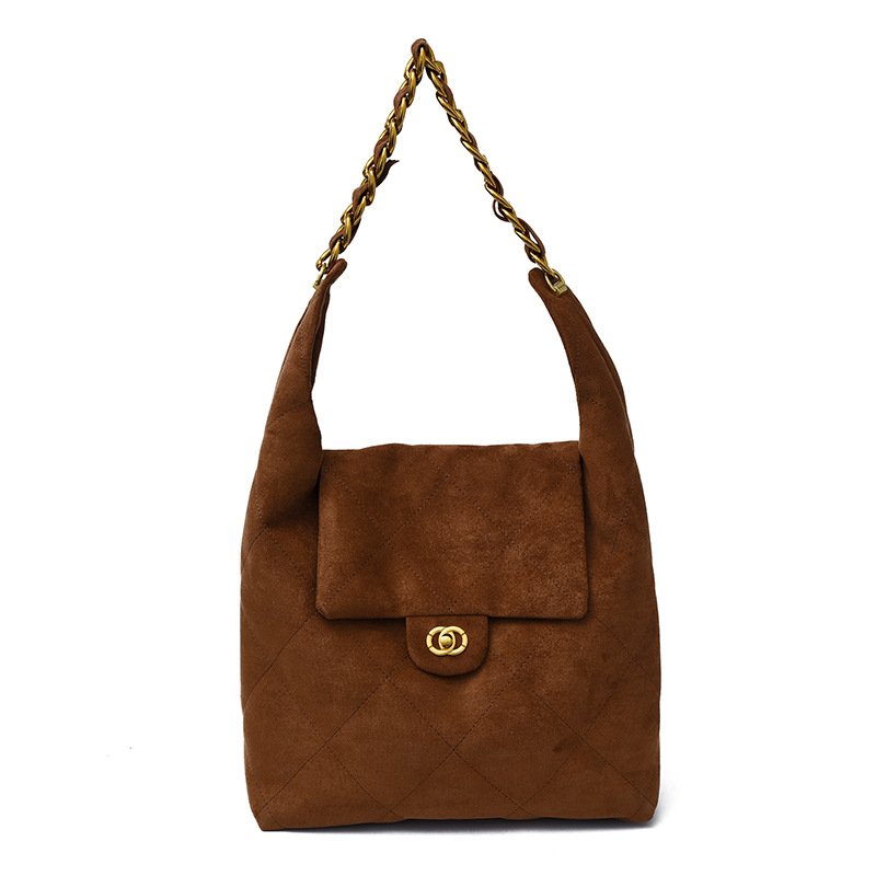 画像3: Quilted large capacity chain shoulder strap leather tote shoulder bag　キルティングラージキャパシティーチェーンショルダーストラップ レザートートショルダーバッグ (3)