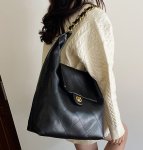 画像6: Quilted large capacity chain shoulder strap leather tote shoulder bag　キルティングラージキャパシティーチェーンショルダーストラップ レザートートショルダーバッグ (6)