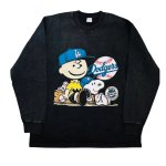 画像1: Unisex Los Angeles Dodgers x Snoopy print sweatshirt　ユニセックス 男女兼用ドジャース× スヌーピープリント スウェットトレーナー (1)