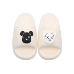 画像2: 26SS Unisex BE@RBRICK  Flat Sandals slippers Sneakers  男女兼用 ハーフカラーベアブリック 暴力熊 サンダルシャワーサンダル ビーチサンダル シューズ (2)