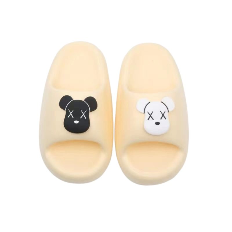 画像4: 26SS Unisex BE@RBRICK  Flat Sandals slippers Sneakers  男女兼用 ハーフカラーベアブリック 暴力熊 サンダルシャワーサンダル ビーチサンダル シューズ (4)