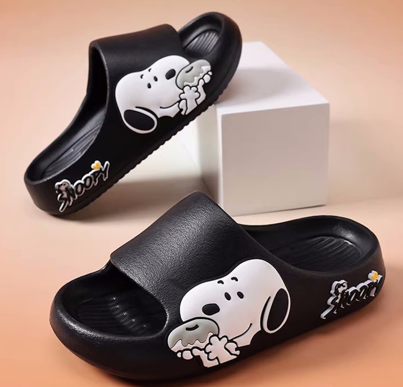 画像8: Unisex Adult & Kids Snoopy Flat Sandals slippers Sneakers  アダルト＆キッズ男女兼用 スヌーピー サンダルシャワーサンダル ビーチサンダル シューズ (8)