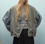 画像6: Acrylic & denim sleeve two-tone MA1 bomber jacket　ユニセックス 男女兼用 アクリル＆デニムスリーブ バイカラーMA1ボンバージャケット (6)