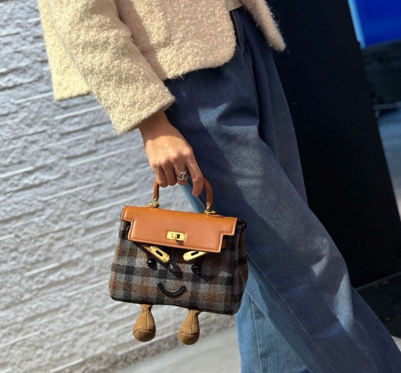 画像8: BKjllycatlm Check Plush Tote Shoulder Crossbody Bag  jllycatlm　チェックスマイルぬいぐるみトートショルダークロスボディーバッグスマイル   (8)