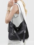 画像4: One-shoulder stylish leather tote with metal hardware, shoulder strap under arm　 ワンショルダースタイリッシュ金具付きレザートートショルダーアンダーアームバッグ (4)