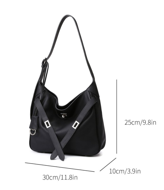 画像10: One-shoulder stylish leather tote with metal hardware, shoulder strap under arm　 ワンショルダースタイリッシュ金具付きレザートートショルダーアンダーアームバッグ (10)